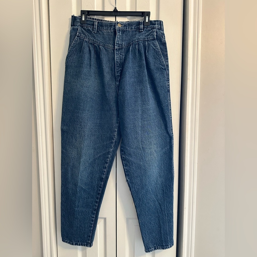 Women’s 1980s vintage high waisted jeans